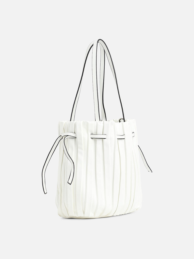 Tug-And-Go White Bucket Bag