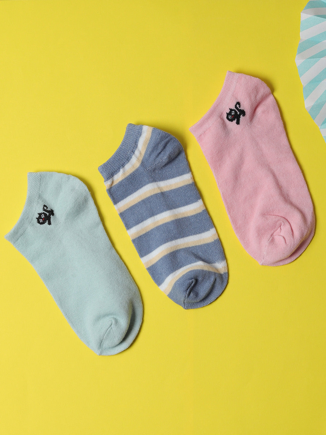 Set Of 3 Cute Snkle Length Socks