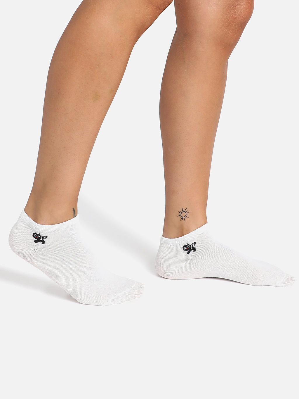 Set Of 3 White Ankle Length Socks