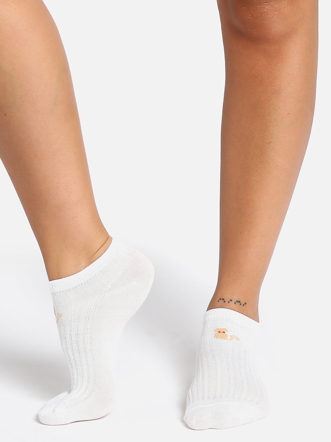 Set Of 2 White Ankle Length Socks