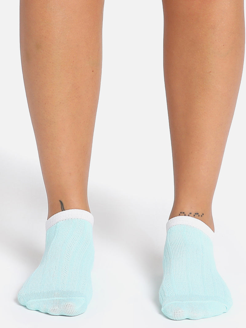 SET OF 4 BLUE ANKLE LEGTH SOCKS