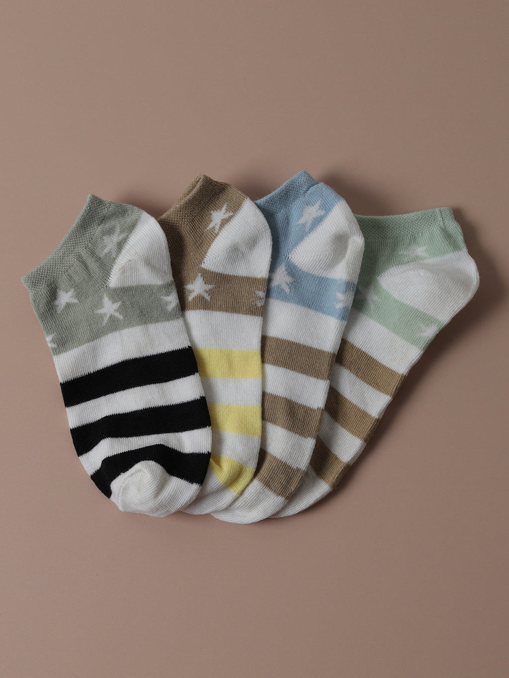 Set Of 4 Cute Ankle Legth Socks