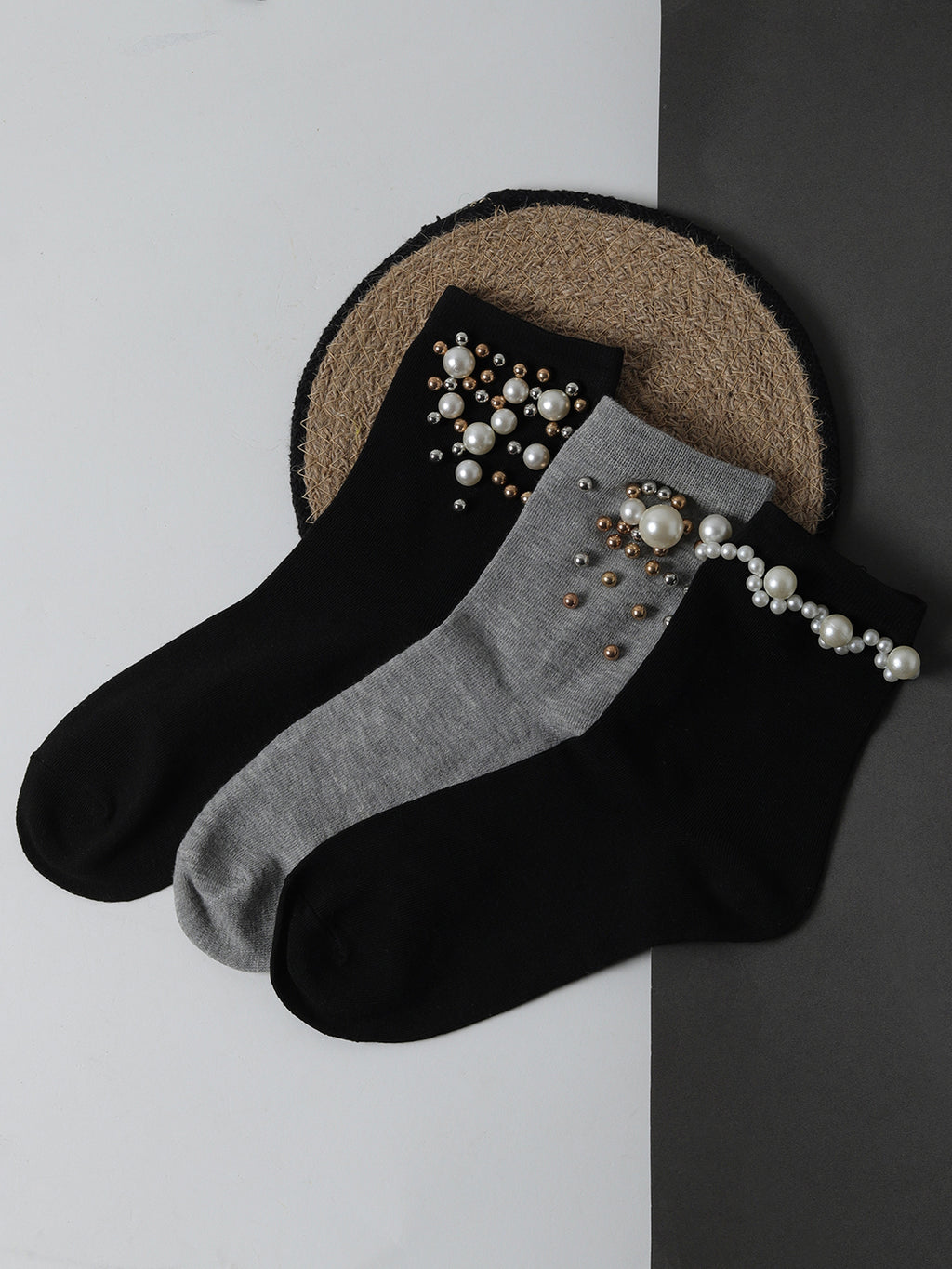 Set Of 3 Embellished Ankle Length Socks