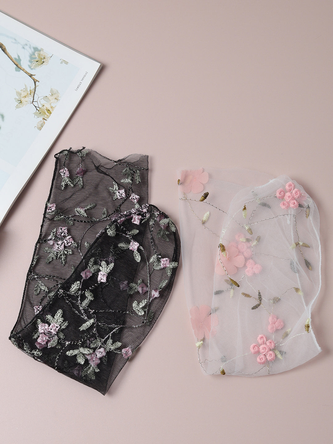 Set Of 2 Transparent Printed Ankle Length Socks