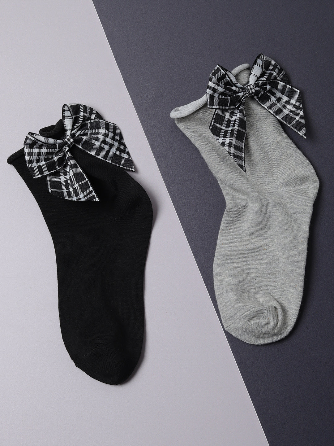 Set Of 2 Color Blocked Ankle Length Socks