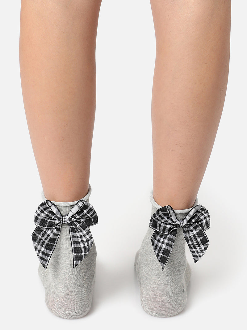 Set Of 2 Color Blocked Ankle Length Socks